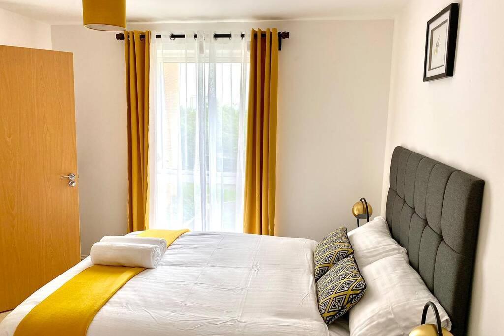Smartrips Apartments - Lakeside/Thurrock Уэст-Таррок Экстерьер фото